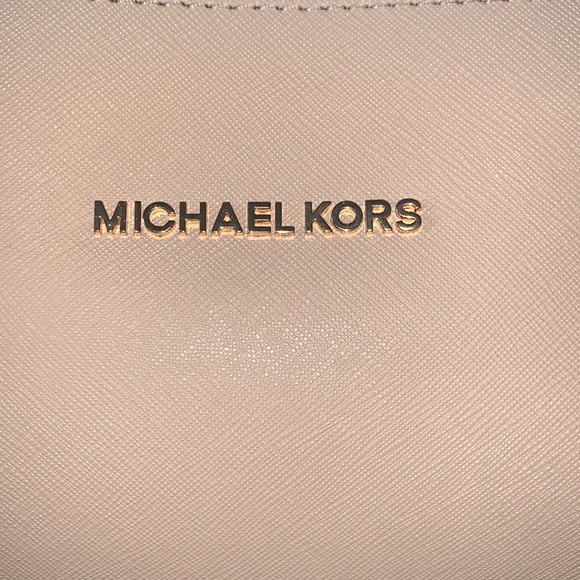 Michael Kors Purse - Picture 5 of 6